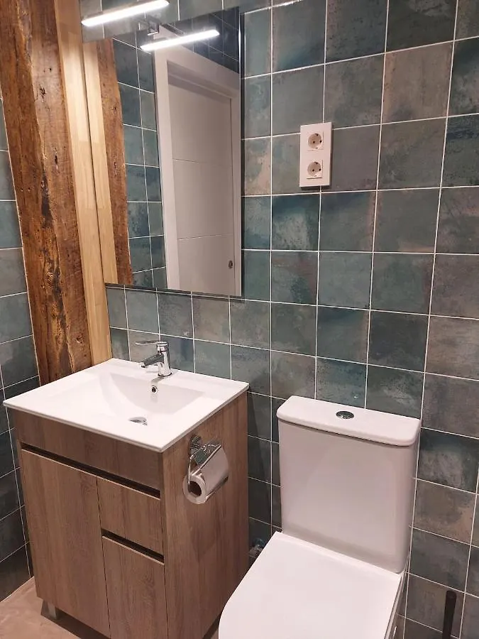 Habitacion En Apartamento Con Zonas Comunes Compartida H2 Bilbao 0*,  Spain